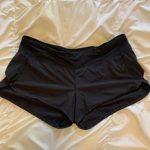 Lululemon Speed Up Shorts (10)